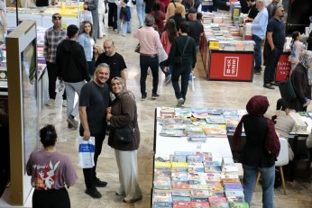Kitap Fuarı’nda Ferdi Tayfur Sürprizi!