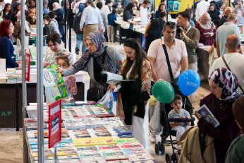 Büyükakın’dan 1 Milyon 59 Bin Kitapsevere Teşekkür