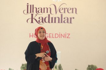 “Sizler mutlu olun diye çalışıyoruz”