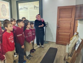 Minik Öğrenciler Hereke Halısı’nın Sırrını Keşfetti!