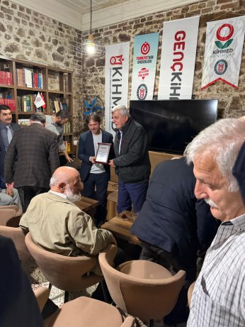 Karaosmanoğlu Konak Sohbetlerinde KİHMED'in Konuğu Oldu 