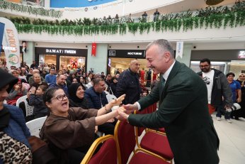 Başkan Büyükakın'dan Gonca'nın gençlerine tam not