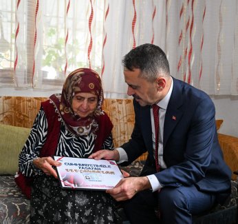 Cumhuriyetin Asırlık Çınarlarına Anlamlı Ziyaret 