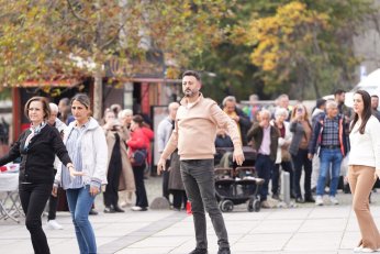 Cumhuriyet’e 41 kişilik zeybekli selam
