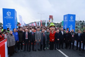Cumhuriyet Coşkusu Koşu Parkuruna Taşındı!