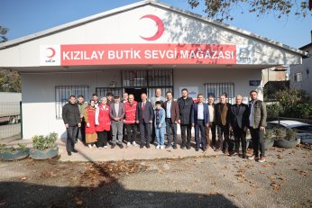 Körfez İlçede Butik Sevgi Mağazası hizmete girdi 