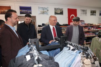 Körfez İlçede Butik Sevgi Mağazası hizmete girdi 