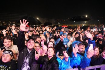 Sagopa sahneye çıktı, Milli İrade Meydanı yıkıldı
