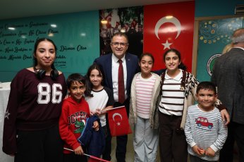 Derince'de Cumhuriyet Coşkusu Sanatla Taçlandı!