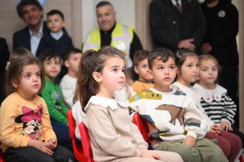Kartepe'de Kiraz ve Kestane animasyonu ilgi görüyor 