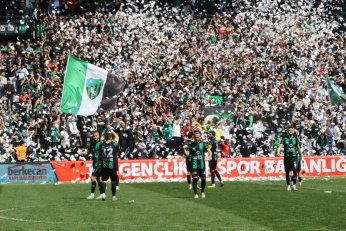 Kocaelispor taraftarı görsel şölene hazırlanıyor 