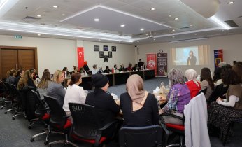 Girişimci Kadınlardan Dikkat Çeken Seminer