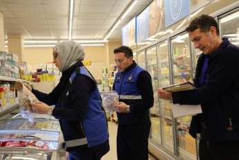 Kartepe Zabıta'dan Marketlere Denetim