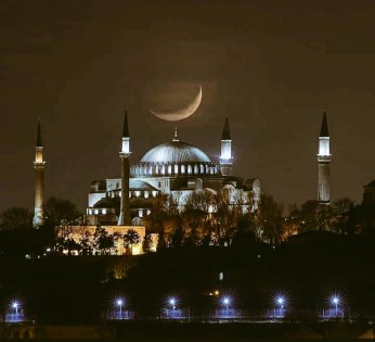 İşte Merak Edilen Dini Günlerin Yıllık Takvimi 