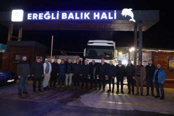 AK Parti Gece Gündüz Demeden Sahada