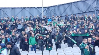 Kocaelispor taraftarı yavaş yavaş tribünde yerini almaya başladı 