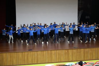 Geleceğin Sporcuları Kartepe'de Yetişiyor 