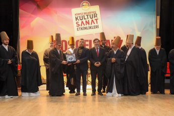 Körfez'de Maneviyat Yüklü Gece 