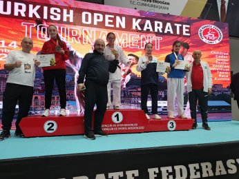 Kartepe Belediyespor Karate Takımından Uluslararası Başarı 