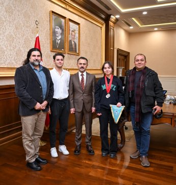Vali Aktaş Derece Yapan Sporcuları Tebrik Etti 