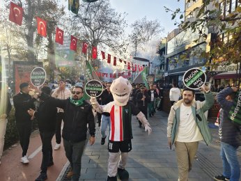 Kardeşlik Yürüyüşü Gönülleri Isıttı