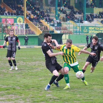 Gol Düellosu'nda Kazanan Darıca Gençlerbirliği 