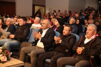 'En Baba' şarkılar dinleyenleri mest etti 