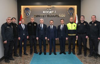 Vali Aktaş'tan Emniyet Personeline Başarı Belgesi 
