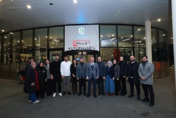 Başkan Büyükakın yeni yılı gençlerle karşıladı 