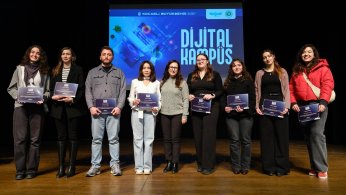 Dijital Kampüs'te yetişen 235 genç sertifikalarını aldı 