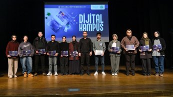 Dijital Kampüs'te yetişen 235 genç sertifikalarını aldı 