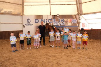 6 bin 789 çocuğa binicilik eğitimi verildi 