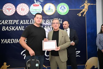Kartepe Kulüpler Birliğinden Anlamlı Tören 