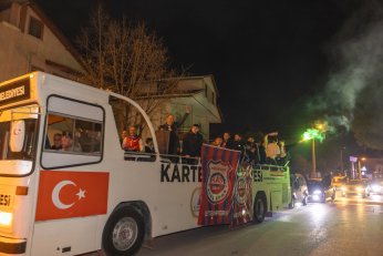 Köseköy Ateşspor Şampiyon Oldu;Sokaklar Şenlik Havasına Girdi 