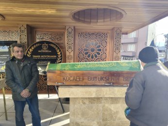 Karanlık Abi Son Yolculuğuna Uğurlandı 