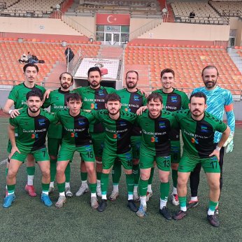 Lider Turgutspor Yara Aldı, Bağdatspor Küme Düştü 