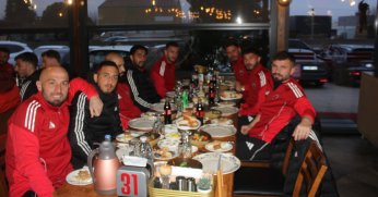 Gölcükspor İftarda Bir Araya Geldi 