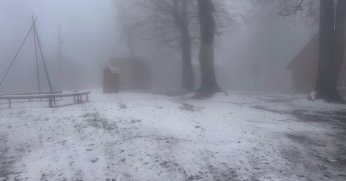 Kartepe iki mevsimi aynı anda yaşıyor 