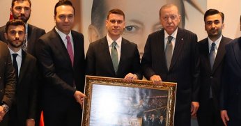 Kocaeli Gençliği’nden Erdoğan’a Anlamlı Hediye