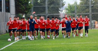 Gölcükspor Kavaklı’da Yeniden Sahaya İndi