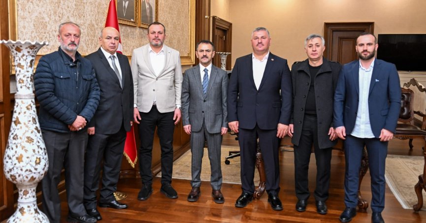 Şoförler ve Otomobilciler Odası Vali Aktaş'ı Ziyaret Etti 