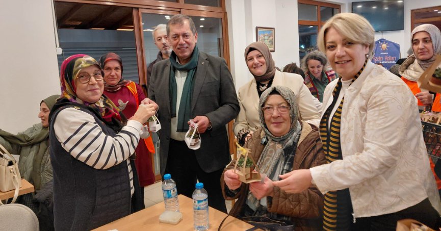 AK Parti Kocaeli Kadın Kolları 28 Günde 48 Bin Vatandaşa Ulaştı 