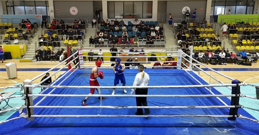Kartepe'de Boks Rüzgarı 