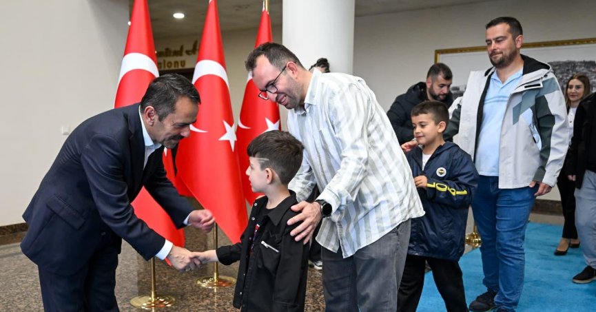 Vali Aktaş Personelle Bayramlaştı