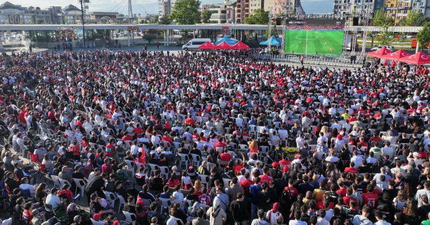 Kocaeli Tek Yürek Oldu, Milliler Avustralya'ya Takıldı
