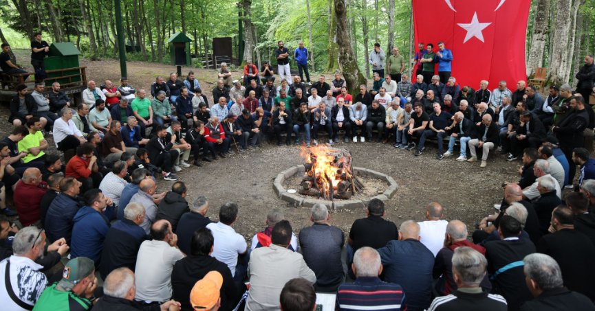 Talus Mahalle Başkanlarıyla Kampa Girdi