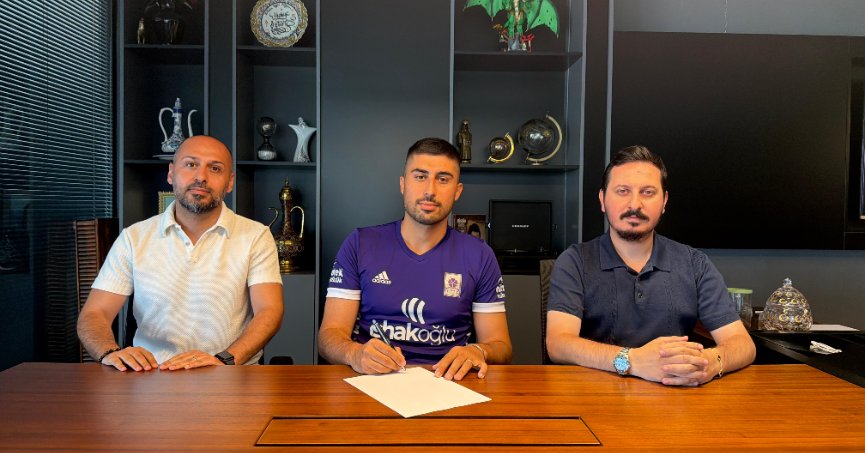 Rakipti, Şimdi Mor-Beyazlı!