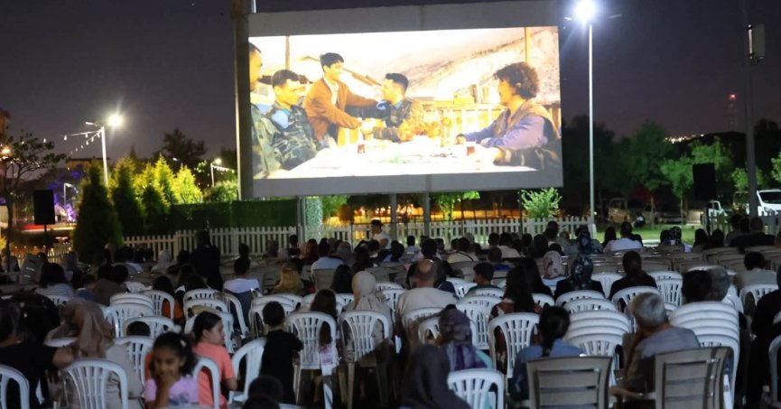 Yıldızların Altında Sinema Keyfi!
