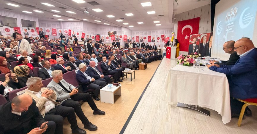 İzmit ve Kartepe Delegeleri 'Yola Devam' Dedi