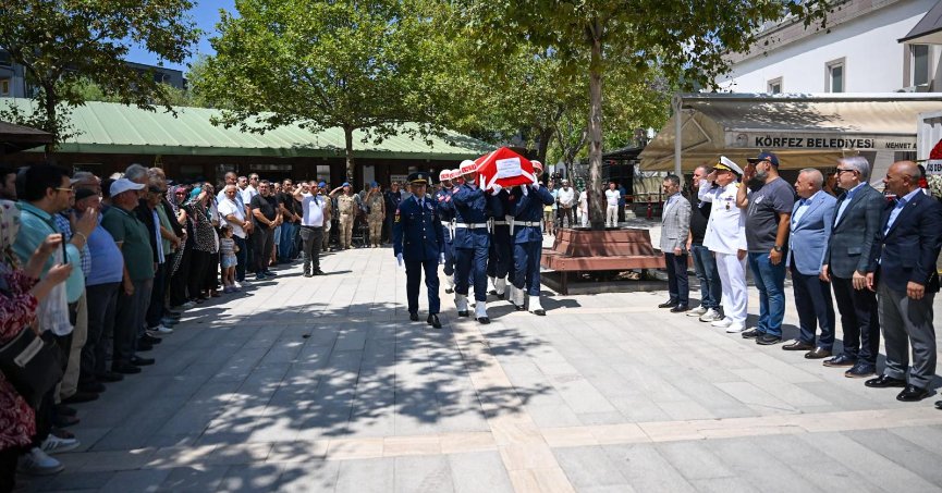 Gözyaşları ve Dualarla Uğurlandı